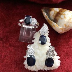 سرویس یاقوت کبود اصل زنانه طرح ارغوان - کد 7028 سرویس یاقوت کبود اصل زنانه طرح ارغوان - کد 7028