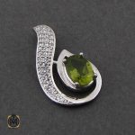 گدنبند مدال زبرجد زنانه