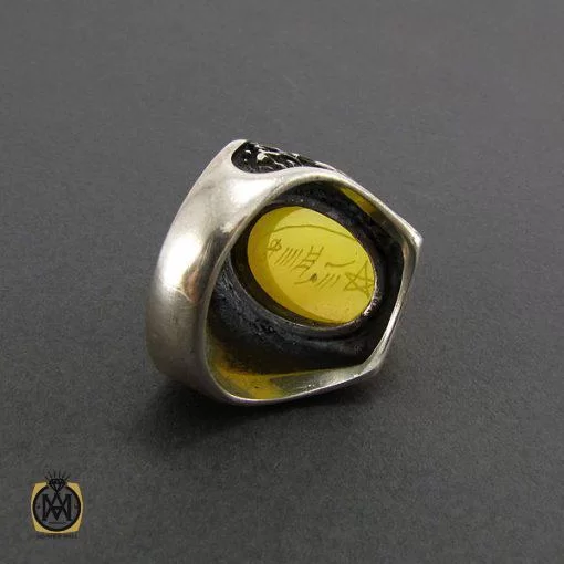 انگشتر عقیق زرد مردانه با حکاکی شرف الشمس - کد 8142 - تصویر 3