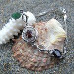 دستبند نقره یاقوت و زمرد زنانه – کد 1022 - تصویر 5