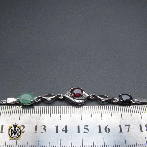 دستبند نقره یاقوت و زمرد زنانه – کد 1025 - تصویر 4