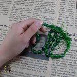 تسبیح سبز کهربای پودری 33 دانه هلی - کد 4072 - تصویر 5