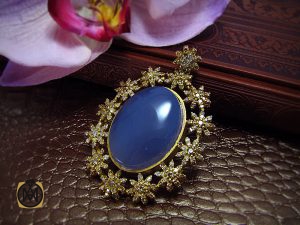 مدال عقیق یمن کبود و الماس اصل زنانه طرح ارغوان - کد 3007 - تصویر 5