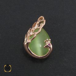 مدال چشم گربه زنانه طرح طاووس - کد 3031 مدال چشم گربه زنانه طرح طاووس - کد 3031