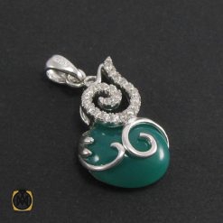 مدال چشم گربه زنانه طرح مهرسان - کد 3032 مدال چشم گربه زنانه طرح مهرسان - کد 3032
