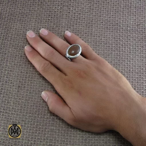 انگشتر عقیق یمن طرح صفوی مردانه با حکاکی العزة لله جميعا - کد 8198 - تصویر 5