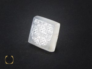 00 نگین تک عقیق یمن با حکاکی هفت شرف اثر استاد ضابطی - کد 9023 - تصویر 6