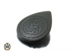 00 نگین تک یشم اشکی با حکاکی چهارده معصوم و آیت الکرسی - کد 9026 - تصویر 6