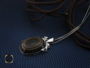 00 مدال عقیق باباقوری زنانه طرح مینو - کد 3111 - تصویر 5