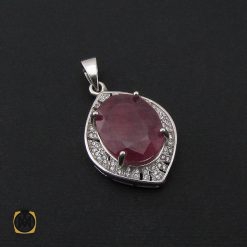 مدال یاقوت سرخ معدنی زنانه طرح محیا - کد 3119 مدال یاقوت سرخ معدنی زنانه طرح محیا - کد 3119