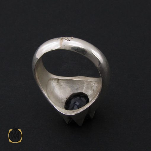 انگشتر یاقوت کبود مردانه با رکاب دست ساز - کد 8547 - تصویر 3