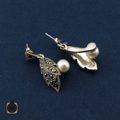 سرویس نقره با نگین مروارید زنانه طرح سمن - کد 7101 سرویس نقره با نگین مروارید زنانه طرح سمن - کد 7101