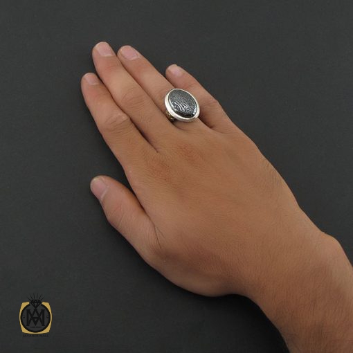 انگشتر حدید سینی با حکاکی ولایه علی بن ابی طالب مردانه – کد 8445 - تصویر 5