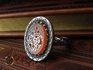 00 انگشتر عقیق یمن با حکاکی هو الحی القیوم - کد 8663 - تصویر 2