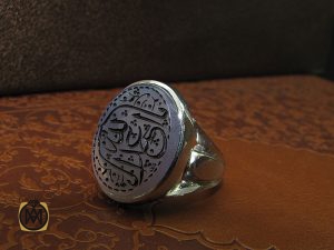 00 انگشتر عقیق یمن کبود با حکاکی یا اباعبدالله مردانه دست ساز – کد 8778 - تصویر 6