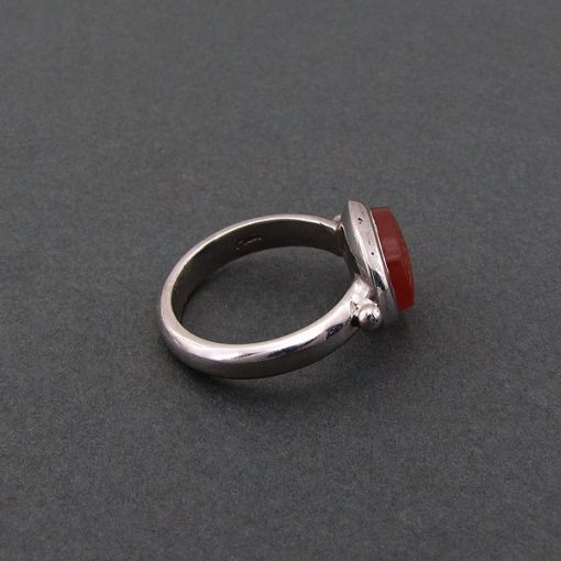 انگشتر عقیق یمن با حکاکی ومن یتق الله - کد 8676 - تصویر 4