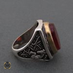 انگشتر عقیق قرمز مردانه با حکاکی ومن یتق الله - کد 8626 - تصویر 2