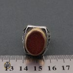 انگشتر عقیق قرمز مردانه با حکاکی ومن یتق الله - کد 8626 - تصویر 4