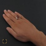 5 انگشتر عقیق قرمز مردانه با حکاکی ومن یتق الله - کد 8627 - تصویر 5