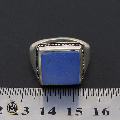 4 انگشتر عقیق آبی مردانه با حکاکی یا امیرالمومنین هنر دست استاد شرفیان– کد 8821 - تصویر 4