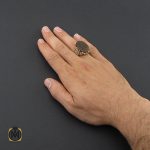 انگشتر عقیق با حکاکی ذکر صلوات مردانه هنر دست استاد شرفیان - کد 8869 - تصویر 5