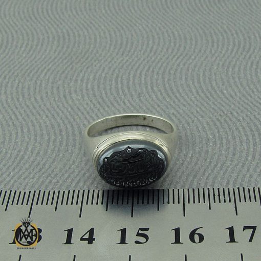 انگشتر حدید با حکاکی آیه ولایت علی ابن ابی طالب مردانه - کد 10372 - تصویر 4