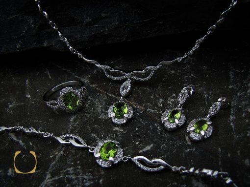 سرویس زبرجد زنانه طرح اشرافی - کد 7192 - تصویر 9