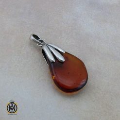 مدال کهربا لهستان طرح پریماه زنانه - کد 3244 مدال کهربا لهستان طرح پریماه زنانه - کد 3244