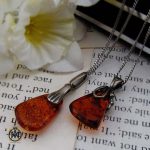 گردنبند کهربا اصل زنانه