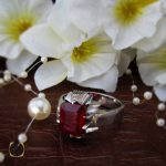 یاقوت سرخ مرغوب و خوش رنگ