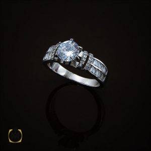 انگشتر نقره سولیتر زنانه طرح آیدا