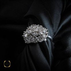 انگشتر نقره سولیتر زنانه طرح آنیل (2) انگشتر نقره سولیتر زنانه طرح آنیل