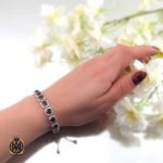 دستبند گارنت زنانه خوش رنگ طرح نیلیا
