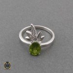 انگشتر نقره با نگین اصل و خوش رنگ (1) انگشتر نقره با نگین اصل و خوش رنگ