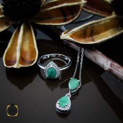 نیم ست زمرد زنانه اصل و طبیعی طرح اقاقیا (2) نیم ست زمرد زنانه اصل و طبیعی طرح اقاقیا