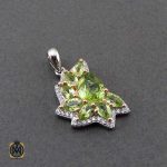 گردنبند نقره با نگین سنگ های قمیتی اصل گردنبند نقره با نگین سنگ های قمیتی اصل