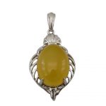 womens-yellow-agate-necklace-3449 مدال عقیق زرد زنانه با حکاکی شرف الشمس طرح الیسا (1)