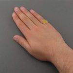 انگشتر عقیق شرف الشمس مردانه معدنی و خوش رنگ (1) انگشتر عقیق شرف الشمس اسپرت معدنی و خوش رنگ