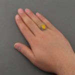 انگشتر مردانه شرف الشمس با نگین عقی زرد مرغوب