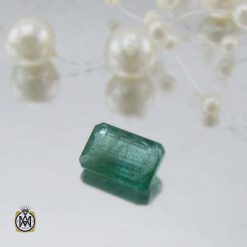 نگین مرغوب و اصل زمرد (1) نگین زمرد با کیفیت و مرغوب درجه یک