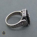 انگشتر نگین مشکی با ساخت نقره