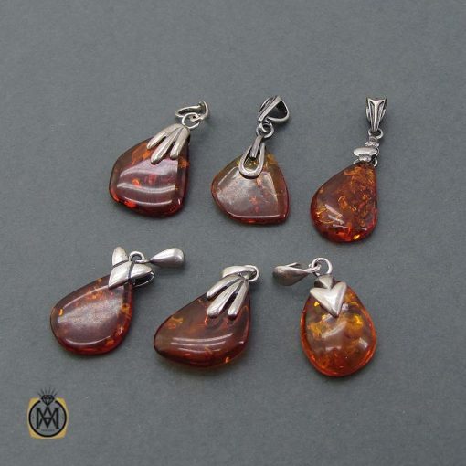 مدال کهربا اصل بولونی شفاف ظریف