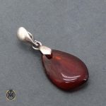 مدال کهربا روسی ظریف اصل قهوه ای رنگ