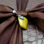 Amber Medal مدال کهربا بولونی زرد رنگ اصل