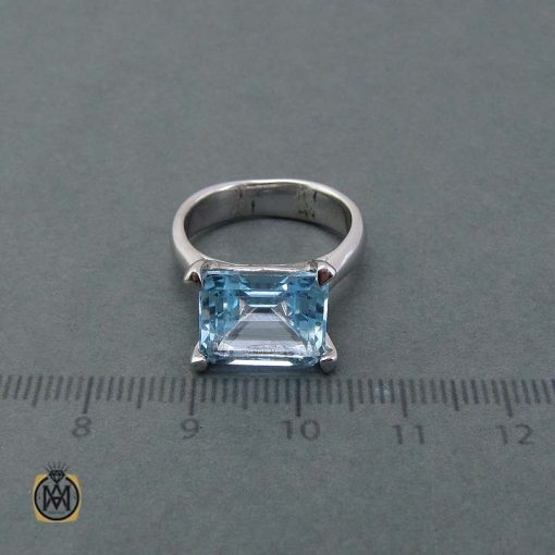 انگشتر زنانه اصل توپاز آبی چهار گوش